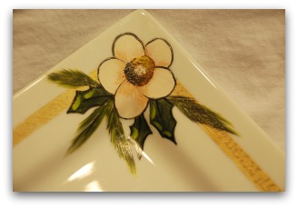 Add small comma stroke highlights on the leaves with Bright Yellow.