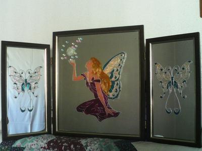 Still trying to get the best way to take a photo of a mirror without getting me in the reflection